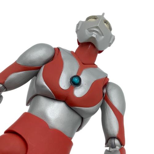BANDAI (バンダイ) ウルトラマン S.H.Figuarts ウルトラマン [BEST SELECTION] 『ウルトラマン』