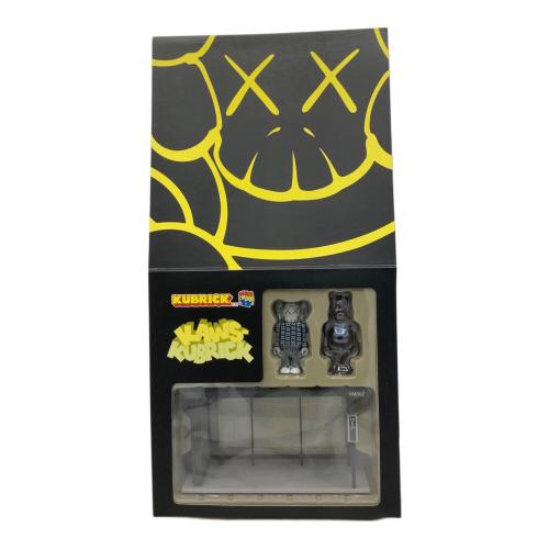 MEDICOM TOY (メディコム・トイ) フィギュア 開封品 KAWS KUBRICK BUS STOP
