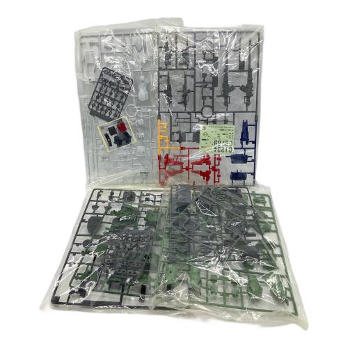 BANDAI (バンダイ) ガンプラ 1/144 HG RX-79 陸戦型ガンダム vs MS-06J ザクII (2アイテムセット) 「機動戦士ガンダム 第08MS小隊」