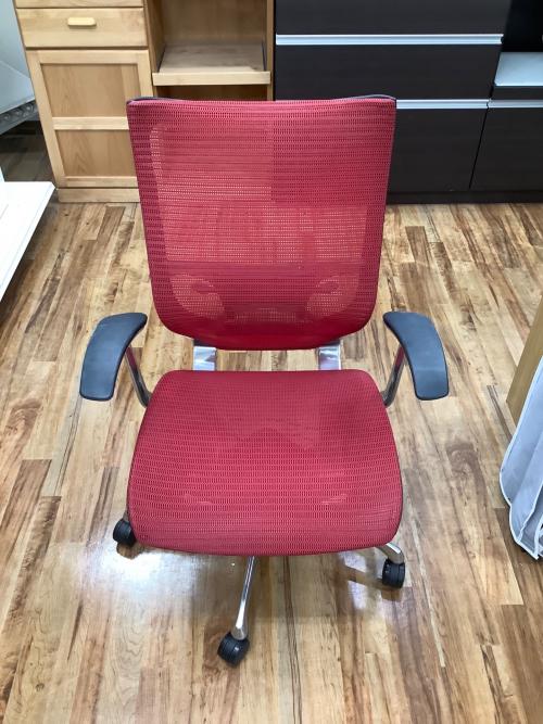 オカムラ オフィスチェア レッド Baron