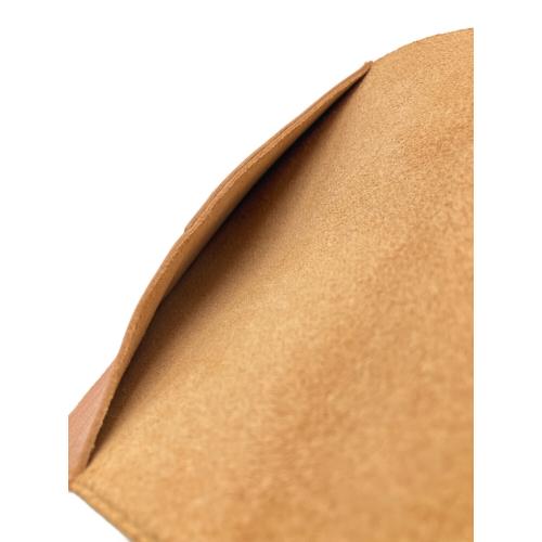 IL BISONTE (イル ビゾンテ) ブックカバー キャメル