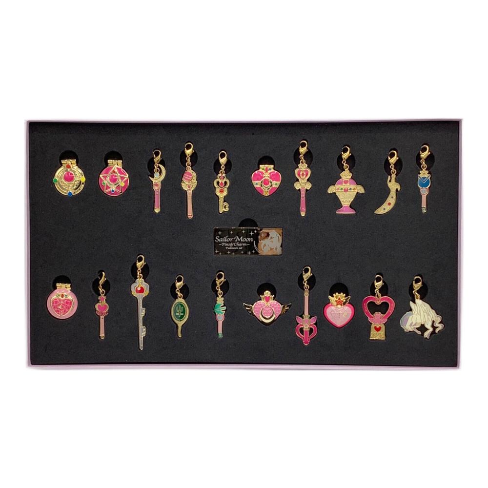 ★レア★美少女戦士セーラームーン　ピンズ＆チャーム　セット 1042008597976054_01_5818w.jpeg