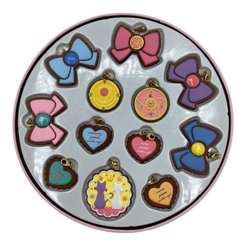 セーラームーン　クッキーチャームアソート