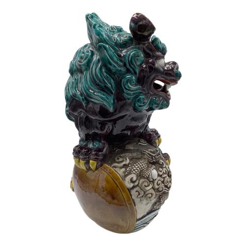 九谷焼 (クタニヤキ) 玉乗り獅子