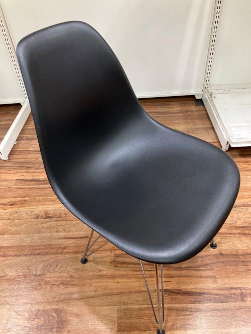 Herman Miller (ハーマンミラー) イームズプラスチックシェルチェア DSR.47ZA