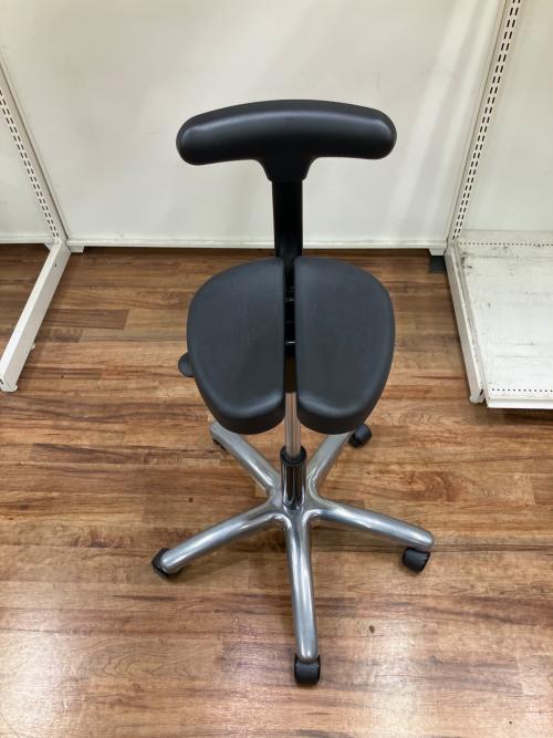 ayur-chair ブラック 01