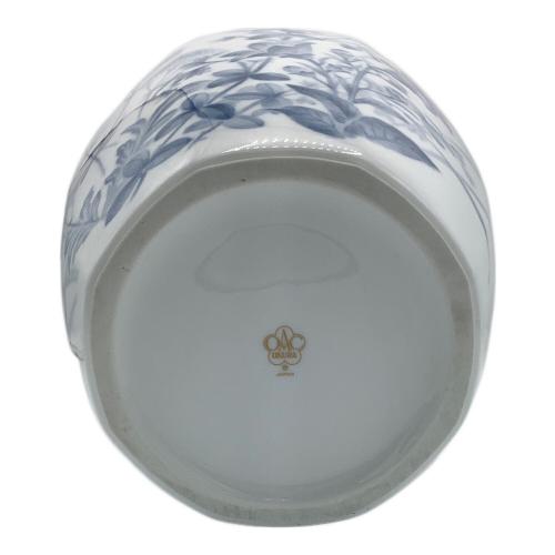 大倉陶園 (オオクラトウエン) 花瓶