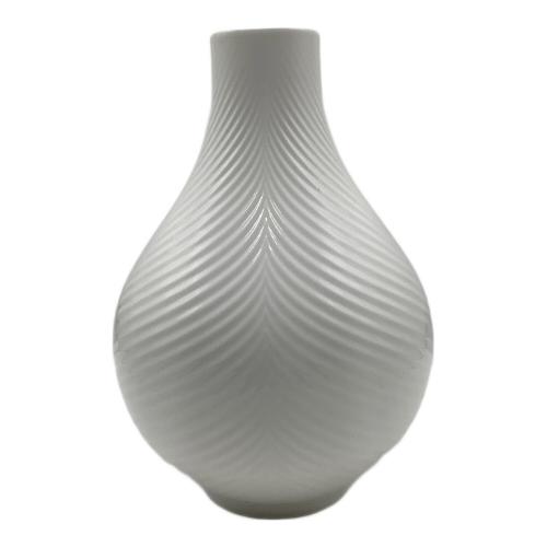 Wedgwood (ウェッジウッド) フラワーベース ホワイトフォリア