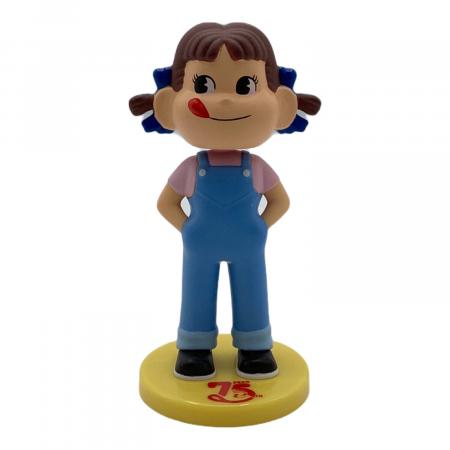 Fujiya (フジヤ) 人形 ミニ首振りペコちゃん人形｜トレファクONLINE