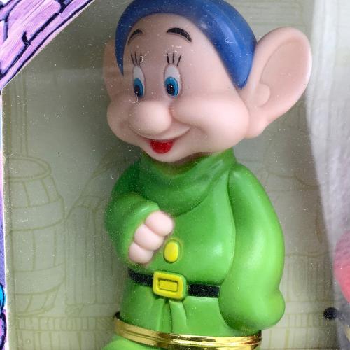 ヤングエポック製 七人の小人 Disney