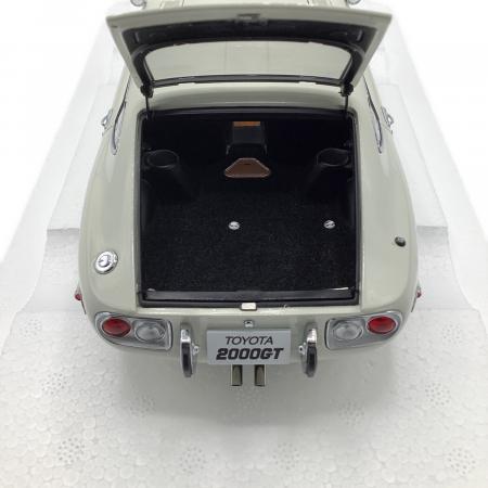 AUTOart (オートアート) 1/18 トヨタ 2000GT ワイヤースポークホイール