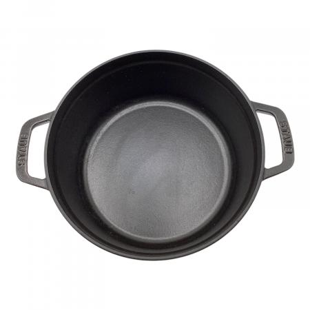 【新品未使用品】staub ココット ラウンド 24cm Staub (ストウブ) ココットラウンド ブラック 24cm｜トレファク