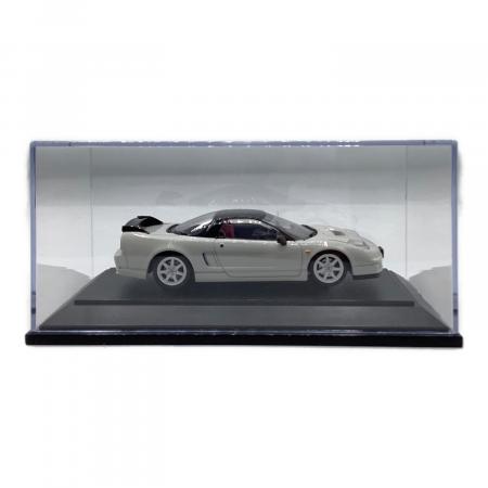 EBBRO エブロ 1/43 ホンダ NSX タイプR 2002 EBBRO (エブロ) モデルカー 1/43 ホンダ NSX タイプR 2002(ホワイト