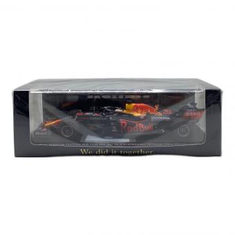 SPARK (スパーク) モデルカー 1/43 Red Bull Racing Honda RB16B Winner Abu Dhabi GP 2021 Tezos #33