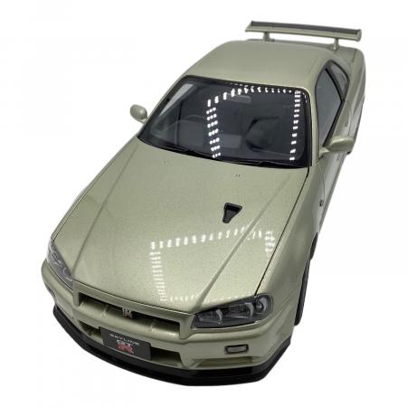 未使用　1/18　オートアート　スカイライン　GT-R R34 V-SPEC Ⅱ AUTOart 1/18 日産 スカイライン GT-R （R34） Vスペック II （ホワイ