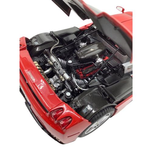 BBR (ビービーアール) モデルカー 1/18 Enzo Ferrari(レッド)