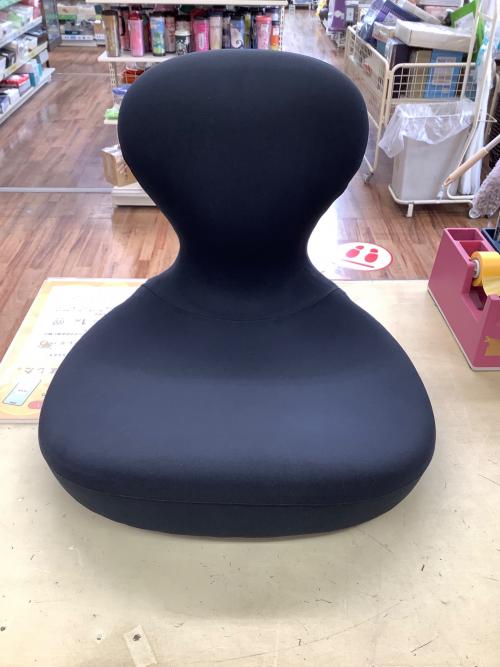 &MEDICAL (アンドメディカル) 骨盤矯正座椅子 BOLLARD CHAIR