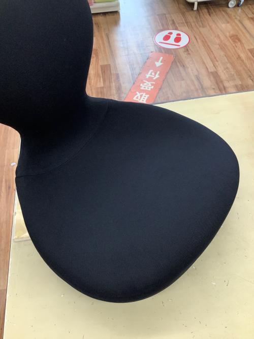 &MEDICAL (アンドメディカル) 骨盤矯正座椅子 BOLLARD CHAIR