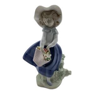 LLADRO (リヤドロ) フィギュリン きれいな花ばかり