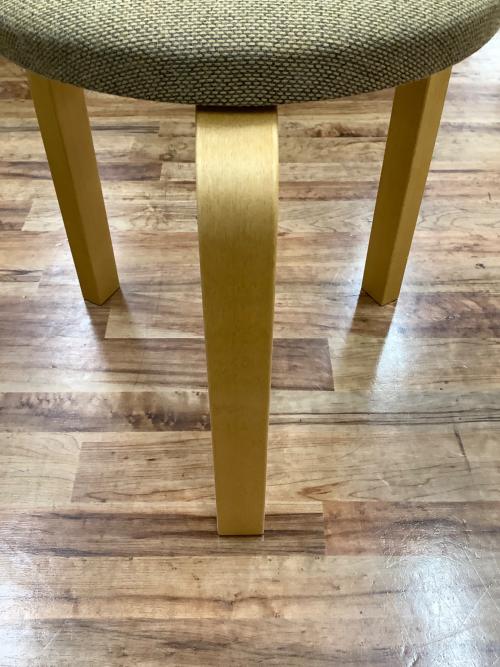 artek (アルテック) スツール ベージュ×ナチュラル @ FI-00100