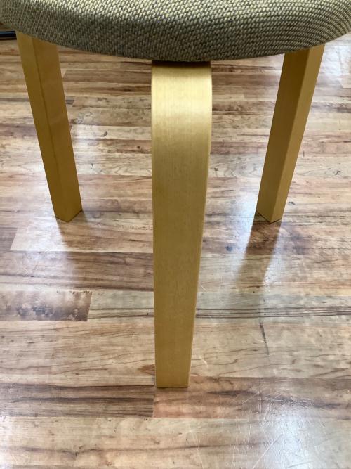 artek (アルテック) スツール ベージュ×ナチュラル @ FI-00100