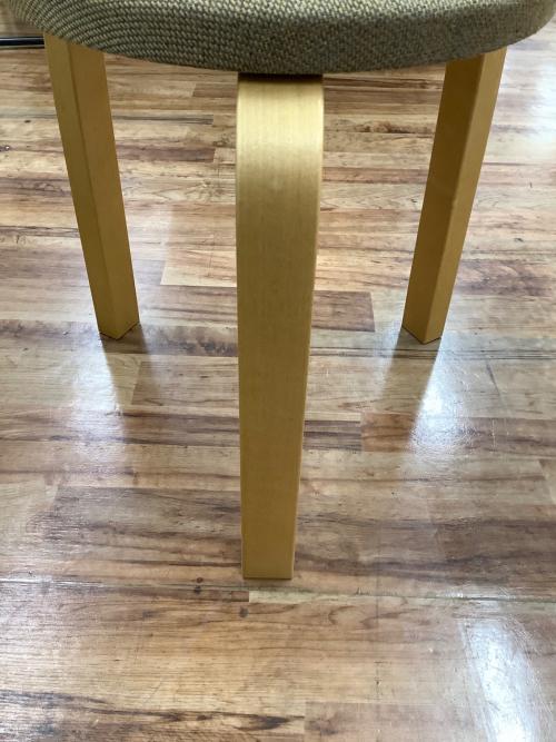 artek (アルテック) スツール ベージュ×ナチュラル @ FI-00100