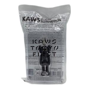 KAWS 東京ファースト  コンパニオンキーチャーム