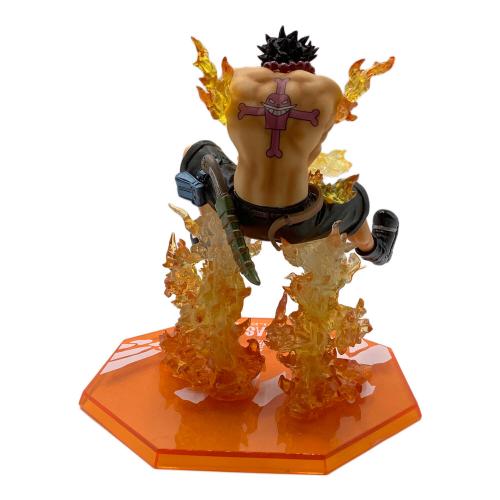 ONE PIECE ポートガス・D・エース -Battle Ver. 十字火- Special Color Edition フィギュア フィギュアーツZERO