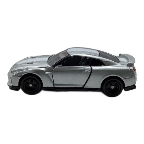 TOMY (トミー) 日産 GT-R 50th Anniversary