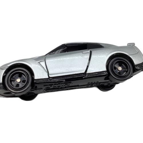 TOMY (トミー) 日産 GT-R 50th Anniversary