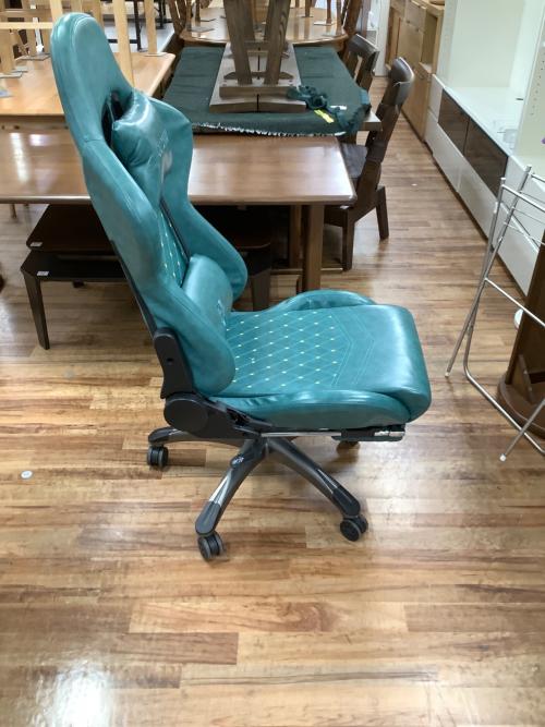 RAKU (ラク) ゲーミングチェア グリーン