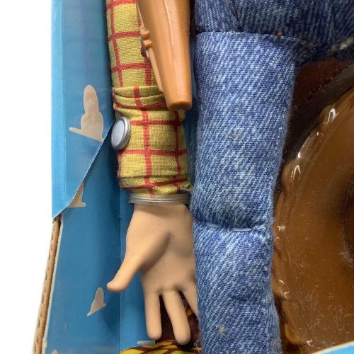 THINKWAY　TOY STORY Talking Action Figure ディズニーグッズ 62943 ウッディ