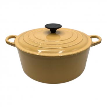 LE CREUSET (ルクルーゼ) 両手鍋 イエロー オーバル フレンチオーブン
