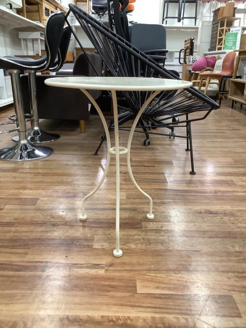 LAURA ASHLEY (ローラ アシュレイ) サイドテーブル アンティーク調 ホワイト camile side table