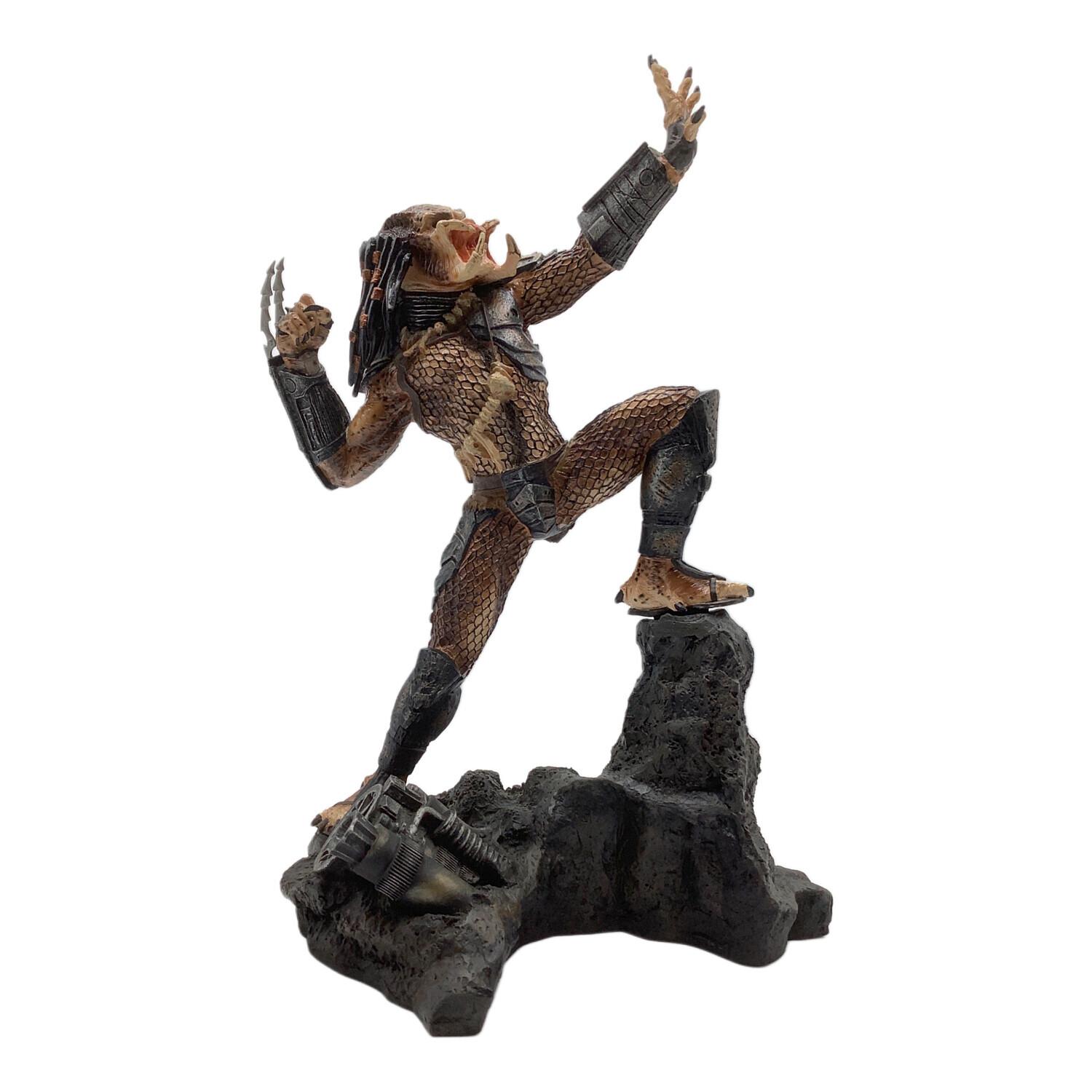 PALISADES TOYS プレデターレジンスタチュー フィギュア｜トレファクONLINE