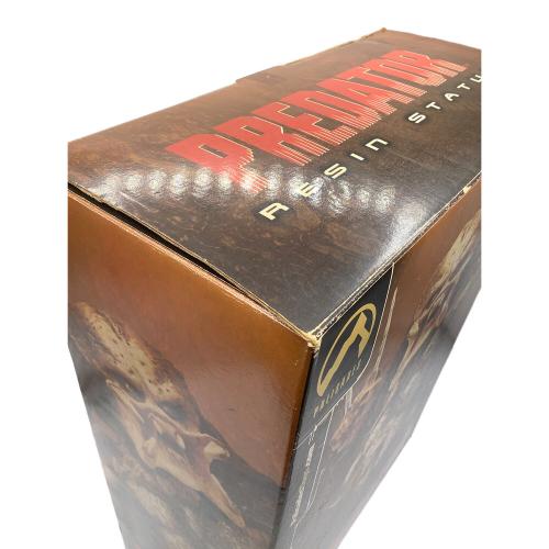 PALISADES TOYS プレデターレジンスタチュー フィギュア