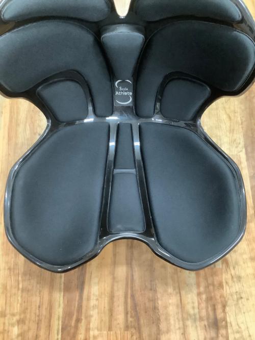 STYLE ATHLETE (スタイルアスリート) 骨盤矯正チェア ブラック
