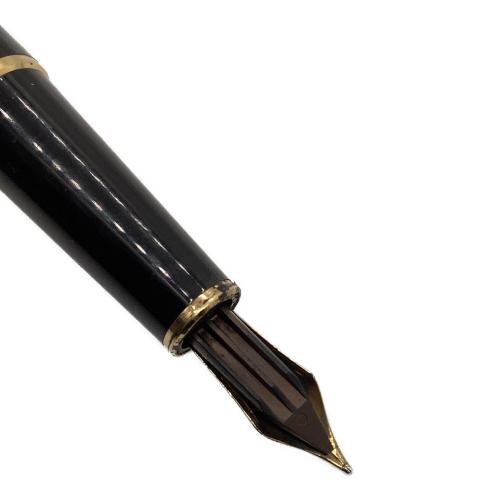 MONTBLANC (モンブラン) 万年筆 4810 ペン先14K ブラック×ゴールドカラー