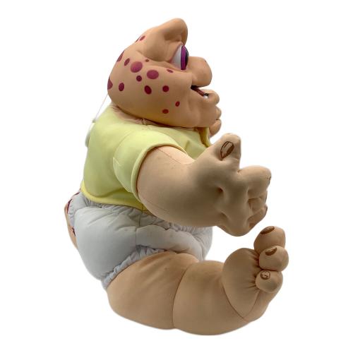 Hasbro（ハズブロ）　Disney　ダイナソーズ　しゃべるぬいぐるみボクちゃんベイビー