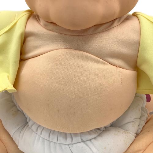 Hasbro（ハズブロ）　Disney　ダイナソーズ　しゃべるぬいぐるみボクちゃんベイビー