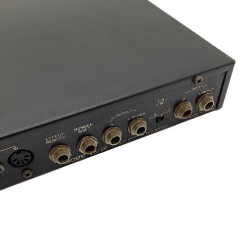 BOSS (ボス) ハーフラックサイズマルチエフェクター SE-50