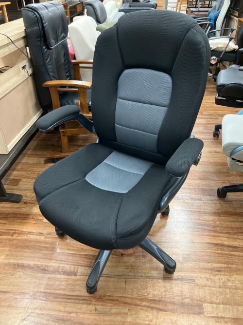 オフィスチェア ブラック
