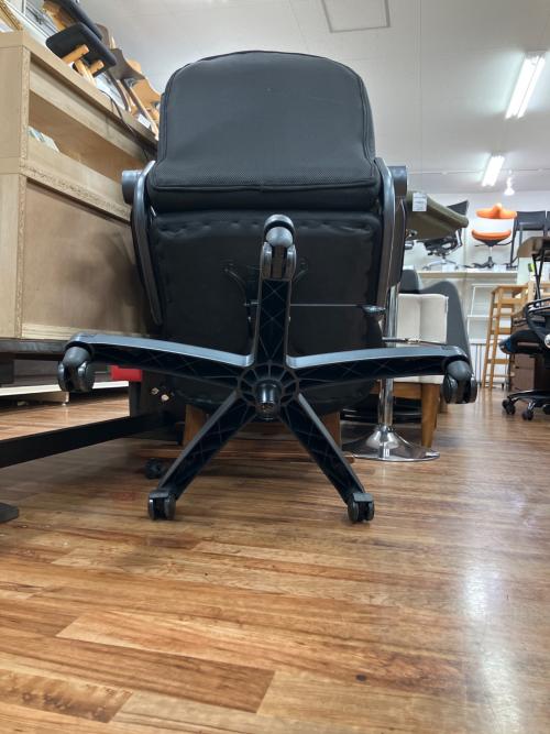 オフィスチェア ブラック