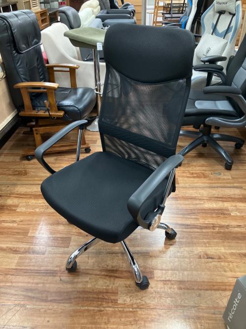 ニトリ リクライニングワークチェアー ブラック