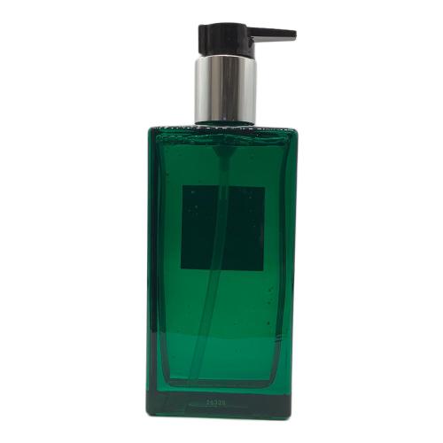 HERMES (エルメス) ヘア&ボディ洗浄シャワージェル オードランジュヴェルト 200ml