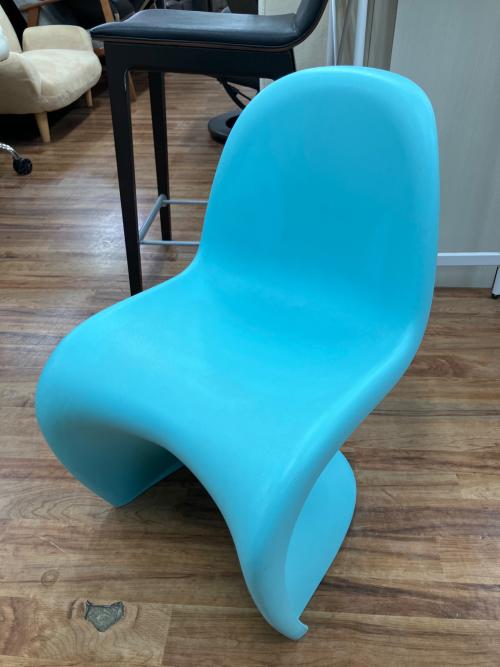 Vitra (ヴィトラ) パントンチェア 210-196 ライトブルー Panton Junior Chair