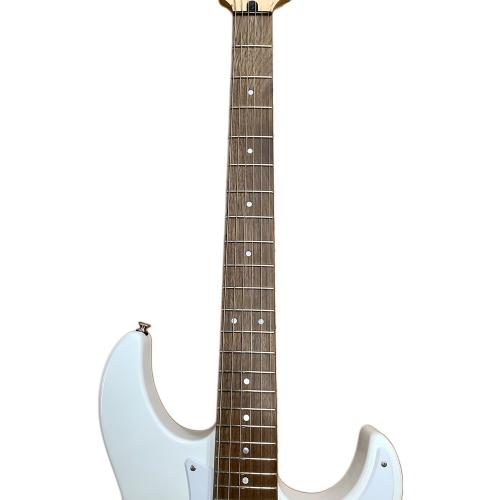 YAMAHA (ヤマハ) エレキギター PACIFICA