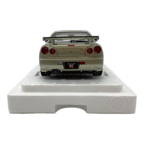 AUTOart (オートアート) NISSAN SKYLINE GT-R (R34) V-SPⅡ モデルカー