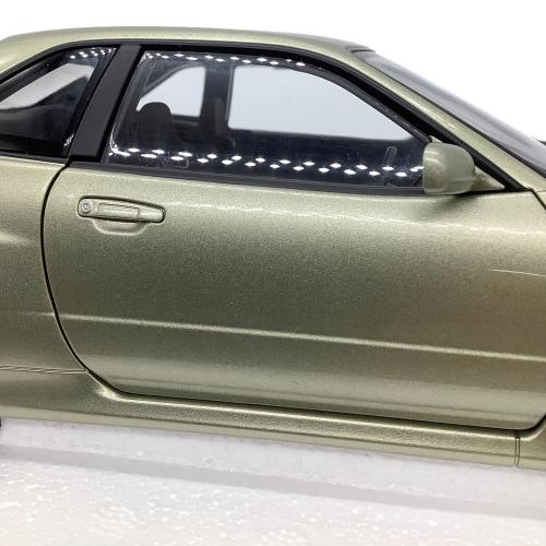 AUTOart (オートアート) NISSAN SKYLINE GT-R (R34) V-SPⅡ モデルカー Vスペック II ニュル BBS LM ホイール・バージョン ミレニアムジェイド