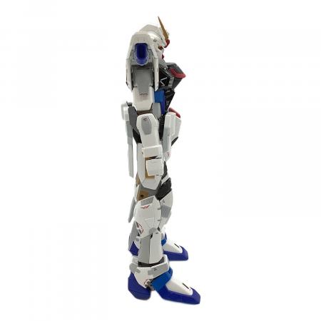 BANDAI (バンダイ) 超合金 ZGMF-X10A フリーダムガンダム Ver.GCP